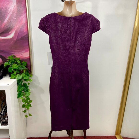 Adrianna Papell Purple V-Neck Ruched Sheath Dress Size 10 - Picture 4 of 11